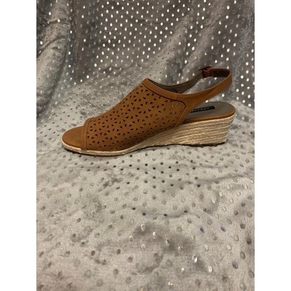 Array brand, open toe, wedge sandal, espadrille heel, Tan Cognac color - Picture 7 of 9